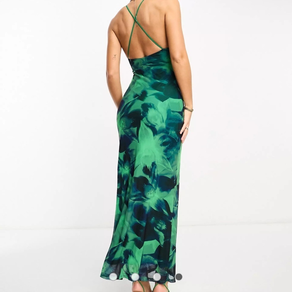 ASOS DESIGN mesh cami maxi dress with cross back in green floral - Picture 2 of 5